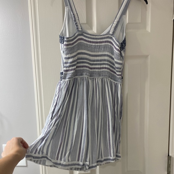 Striped romper - Picture 2 of 3